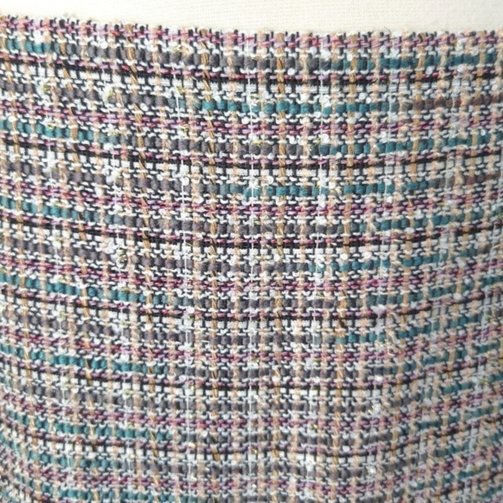 Brooks Brothers Gold, Pink & Green Boucle Tweed Pencil Skirt- Size 6 - Picture 3 of 7
